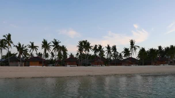 Ein Video Das Die Weiße Sandküste Der Bantayan Insel Und — Stockvideo