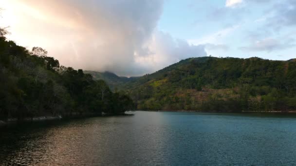 Clip Tiempo Real Que Muestra Lago Montaña Balanan Negros Oriental — Vídeos de Stock