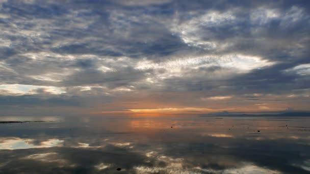 Colorido Nublado Video Del Amanecer Las Costas Dumaguete City Con — Vídeo de stock