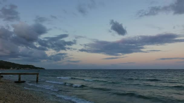 オスロブ町海岸 南部のセブ島からの夕日のビデオ — ストック動画