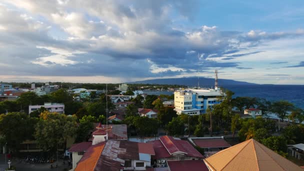 Tid Förfaller Video Visar Dumaguete City Skyline Vetter Mot Cebu — Stockvideo