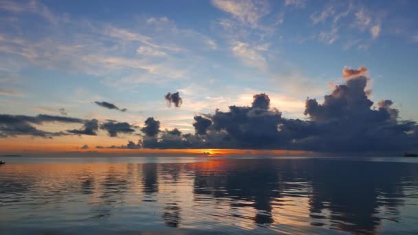 Calm Colorful Sunrise Video Dumaguete City Shores Silhouette Local Fishing — Stock Video