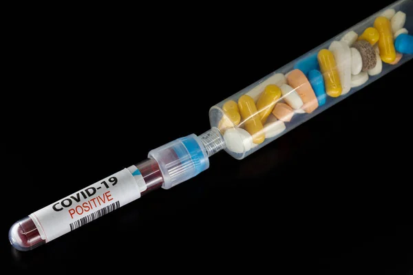 Transparent Plastic Big Syringe Full Medical Pills Covid Positive Sample — Stock Photo, Image