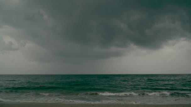 Nubes Tormenta Sobre Mar Agitado Fujairah Emiratos Árabes Unidos Concepto — Vídeo de stock