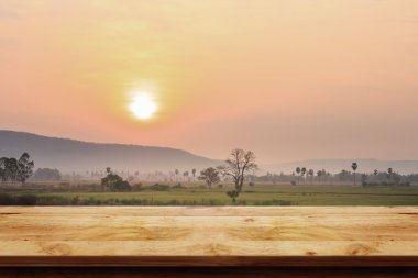 ahşap Resepsiyon alanı ve pirinç alan arka plan.