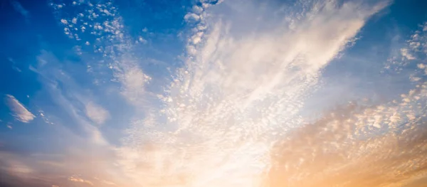 Sunset sky and clouds. — Stock Photo, Image