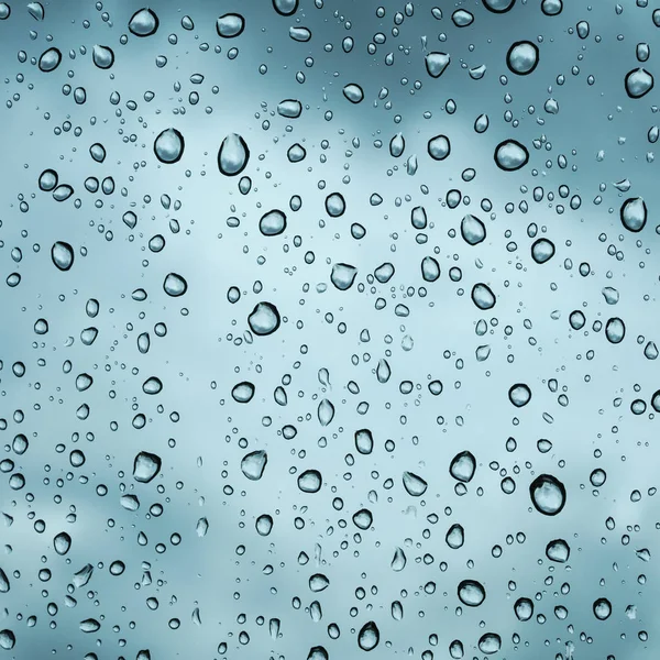 Gota de água da chuva em vidro — Fotografia de Stock