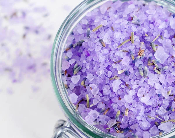 Purple Bath Salt Foot Renak Wirh Dry Lavender Close Top — Stok Foto