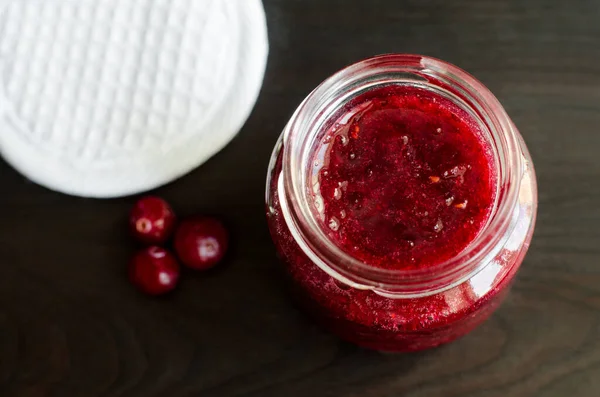 Homemade Cranberry Face Mask Scrub Small Glass Jar Diy Cosmetics — Stock Photo, Image