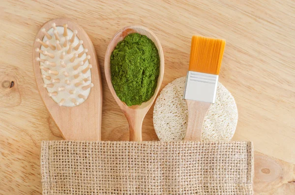Wooden Hair Brush Cosmetic Brush Spoon Green Tea Matcha Powder — Stock Photo, Image