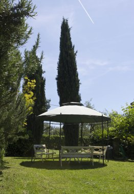 Bir bahçe BM Tuscan Hills Restoran çardak 