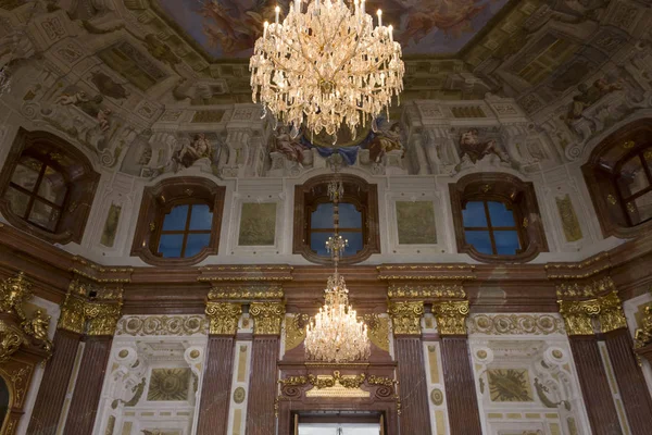 Hall en marbre du bâtiment du Belvédère supérieur à Vienne — Photo