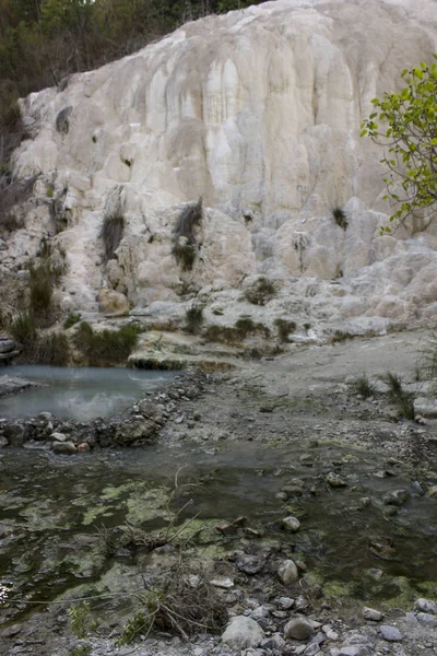 Σχηματισμός βράχου Fosso Bianco σε Τοσκάνη — Φωτογραφία Αρχείου