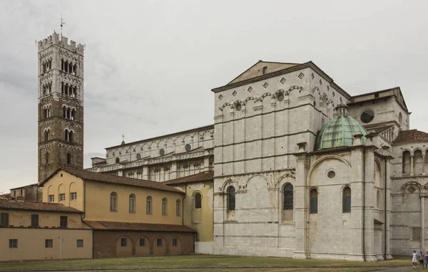 Catedral de São Martinho em Lucca — Fotografia de Stock