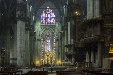 Duomo Milan, iç liturgic çevrenin Catheral 