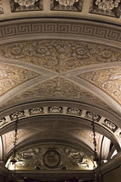 Détail du plafond de la crypte sous la cathédrale de Duomo — Photo