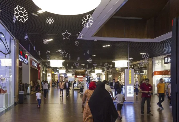 Dubai Eau Diciembre 2017 Personas Dentro Del Dubai Mall — Foto de Stock