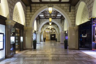 Dubai, Uae - 26 Aralık 2017: Dubai AVM içi, atari salonu