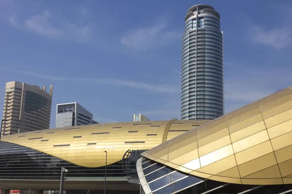 Dubai Uae Diciembre 207 Futurista Estación Metro Dubai Con Rascacielos — Foto de Stock