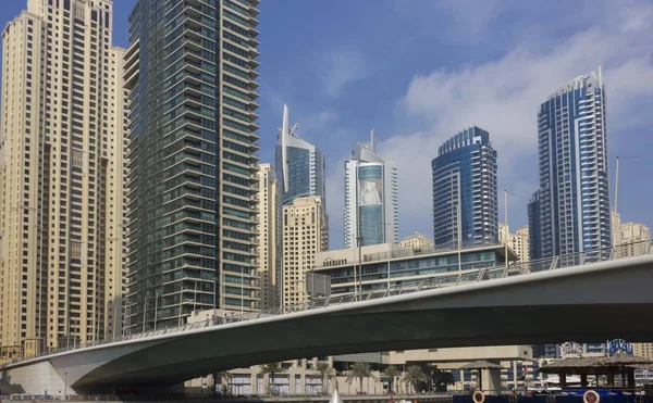 Дубай Uae Декабря 2017 Район Dubai Marina Дубае Небоскребы Мост — стоковое фото