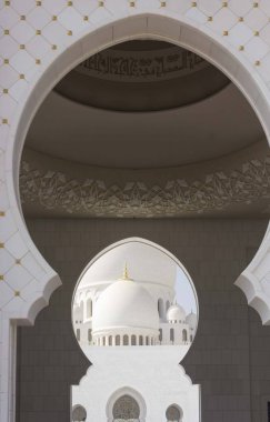 ABU DHABI, UAE - DECEMBER 28 2017: Sheikh al Zayed Mosque in Abu Dhabi architectural detail
