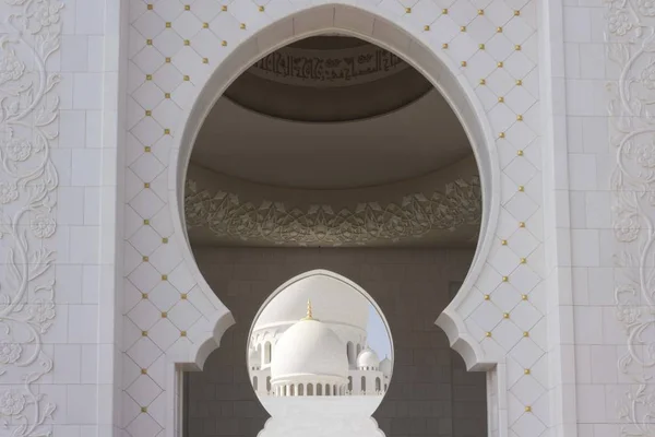 Abu Dhabi Uae December 2017 Sheikh Zayed Mosque Abu Dhabi — Zdjęcie stockowe