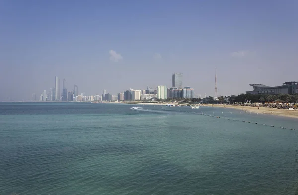 Abu Dhabi Uae December 2017 View Abu Dhabi Skyline Its — стокове фото