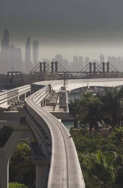 Дубай Оаэ Декабря 2017 Дубайская Монорельсовая Станция Смотрящая Центр Города — стоковое фото