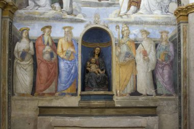 Peru, İtalya - 9 Aralık 2016: Perugia, İtalya 'da San Severo Şapeli içinde Raffaello ve Perugino tarafından yapılan fresk