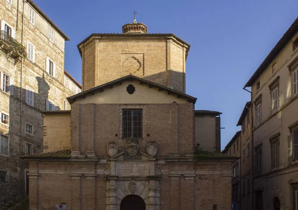 Perugia イタリア 2016年12月9日 良い死の会社の教会 イタリア ペルージャ市内中心部のChiesa Della Compagnia Della Buona — ストック写真