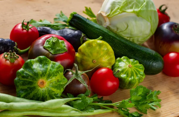 Grupo Hortalizas Sobre Madera Calabacín Los Tomates Los Pimientos Col —  Fotos de Stock