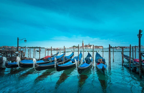 Mystical landscape with gondolas on the Grand Canal on the backg — Stock Photo, Image