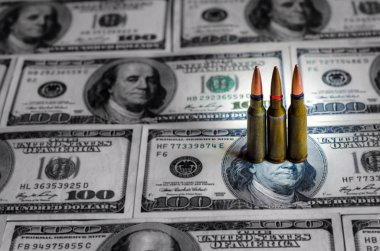 Madde işaretleri ve askeri çatışmalar dünyanın bir sembolü olarak banknot