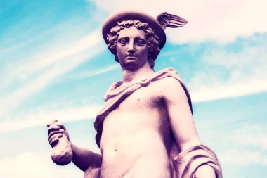 Tanrı Hermes 'in (Merkür) antik heykelinin soyut görüntüsü.