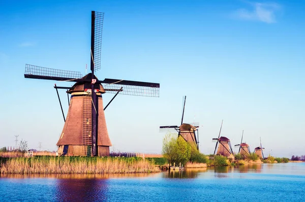 Дивовижний Краєвид Вітряками Кіндердейку Нідерланди Захопливі Місця Привабливість Туристів — стокове фото