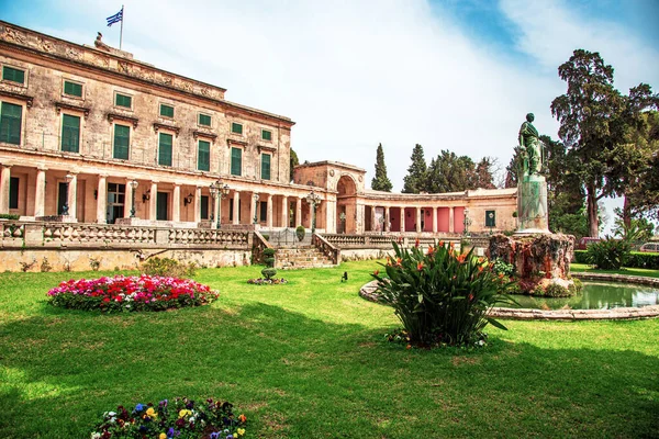 Bellissimo Paesaggio Con Statua Federico Adamo Fronte Palazzo Reale San — Foto Stock