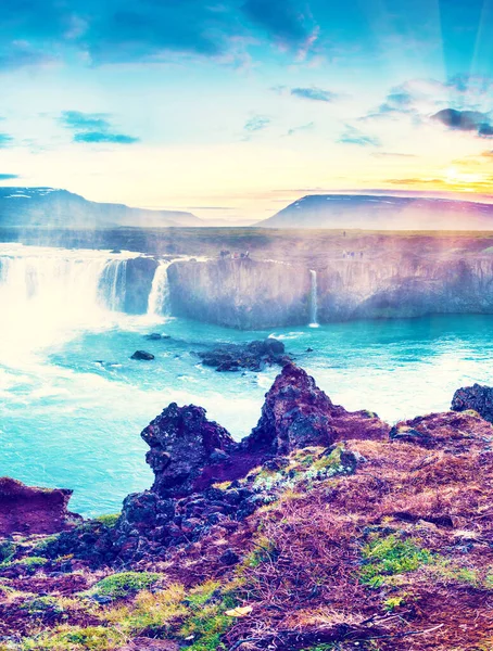 Spændende Smukke Landskab Med Mest Spektakulære Vandfald Island Godafoss Floden - Stock-foto