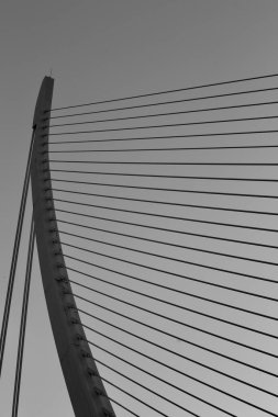 Mimarinin düz çizgileri