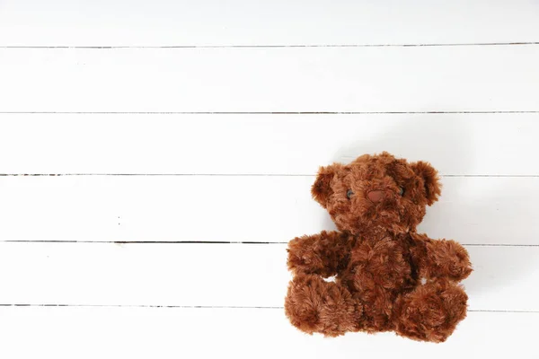 Urso Peluche Fundo Branco Conceito Amor Dia Dos Namorados — Fotografia de Stock