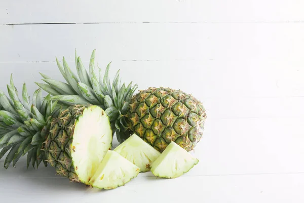 One Pineapple Put White Wood Table — Stock Photo, Image