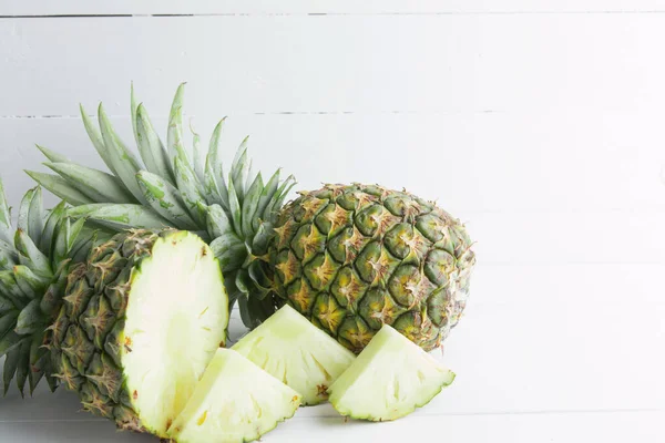 One Pineapple Put White Wood Table — Stock Photo, Image