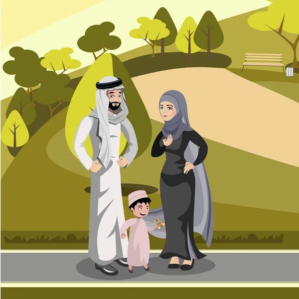 Parkta Müslüman aile ayakta