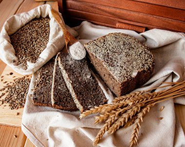 Fırından çavdar ekmeği.