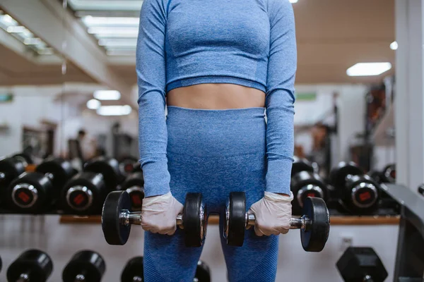 Young Beautiful Caucasian Woman Protective Gloves Gym Weights — Stock Photo, Image