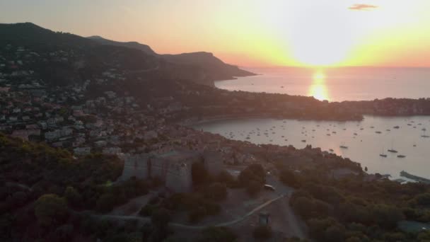 Mooi in Frankrijk 4K luchtfoto. Haven zonsopgang — Stockvideo