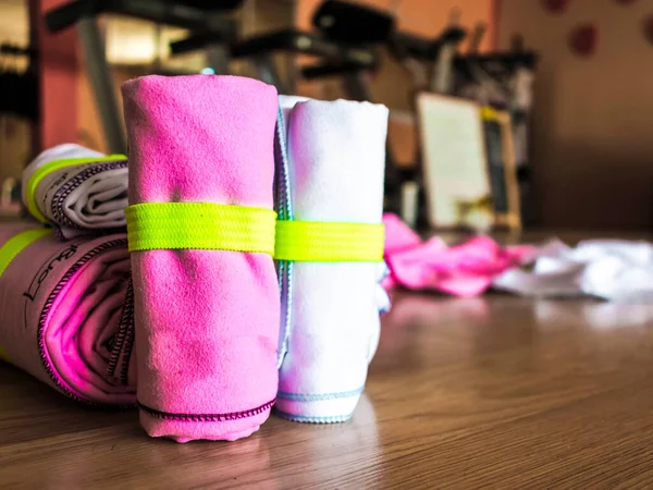 sports towels for women and men for the gym