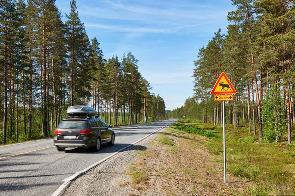 Podróżowanie samochodem w Finlandii — Zdjęcie stockowe