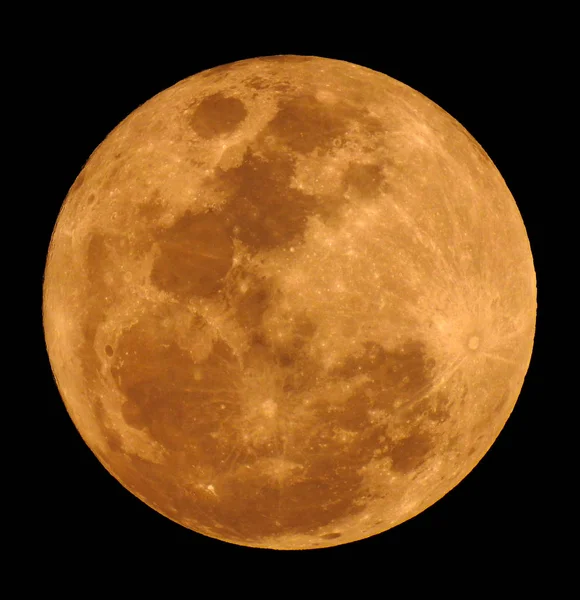 검은 배경에 있는 노란 보름달 — 스톡 사진