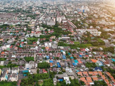 Bangkok şehir Tayland akşam ışığı, havadan görünümü