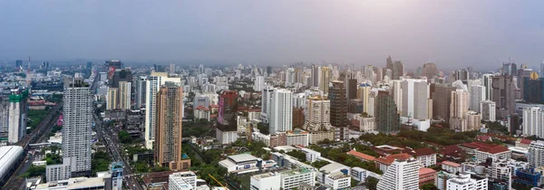 Bangkok city and modern office buildings in Aerial view — Stock Photo, Image